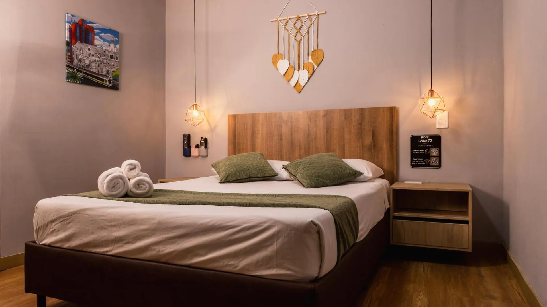 Hotel Casa 73 Deluxe 메딜린