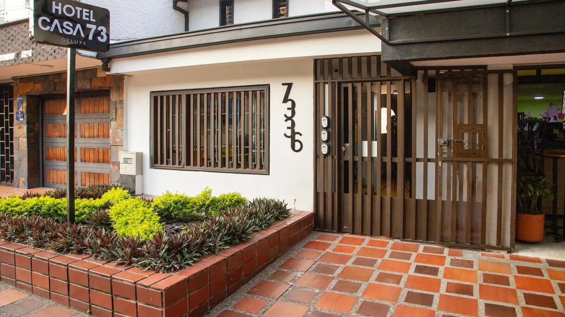 Hotel Casa 73 Deluxe 메딜린