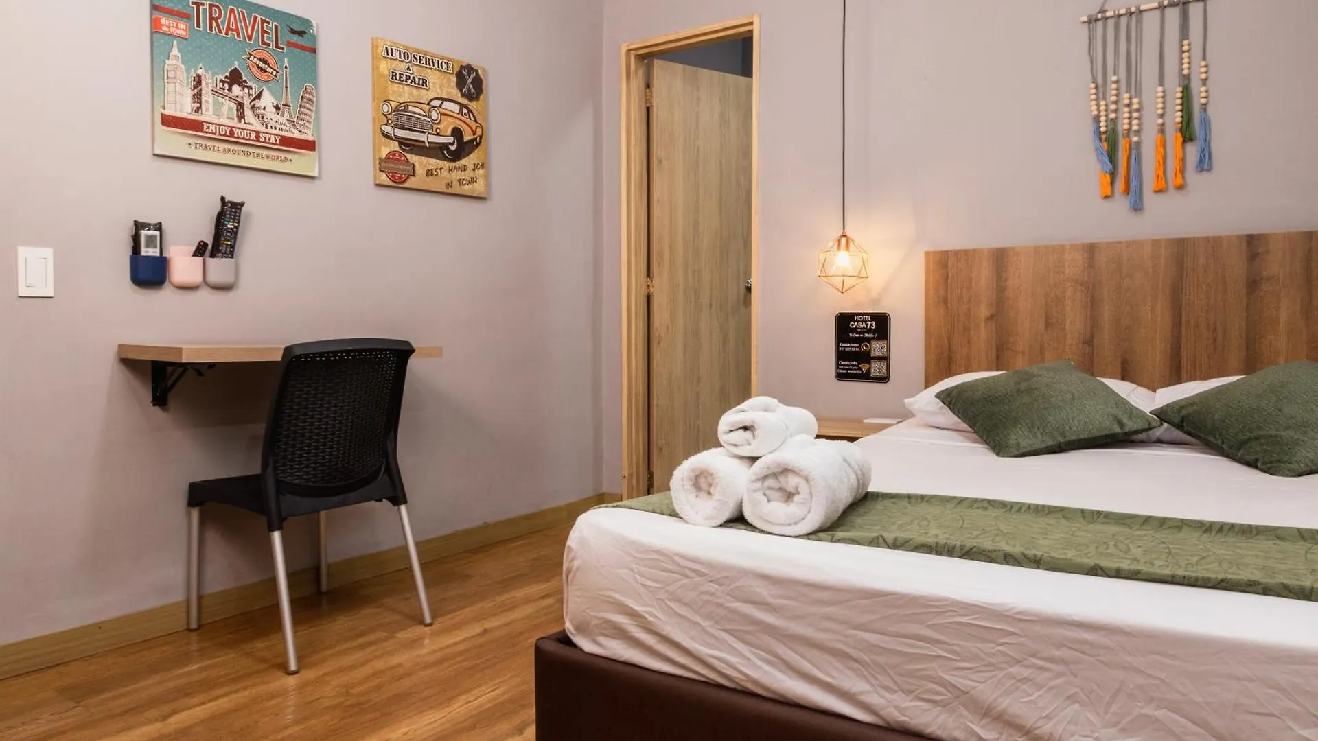 Hotel Casa 73 Deluxe 메딜린