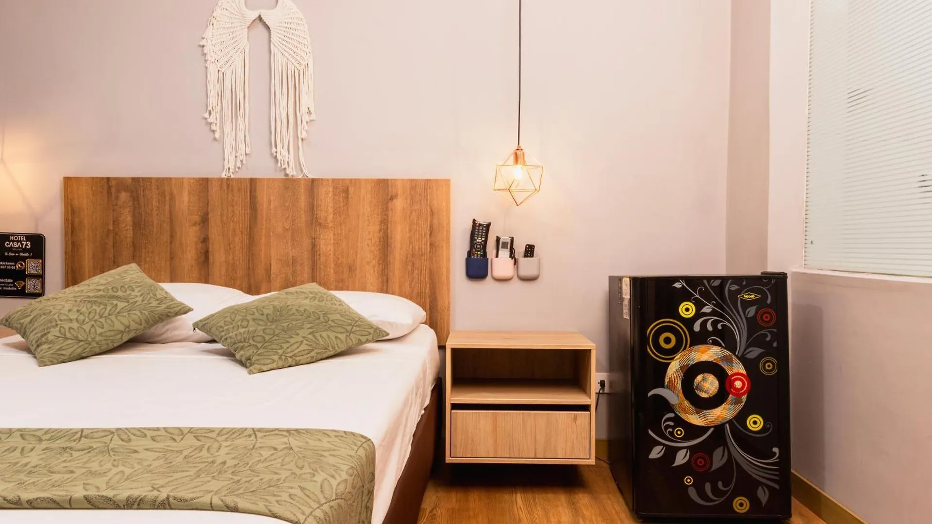 Hotel Casa 73 Deluxe 메딜린